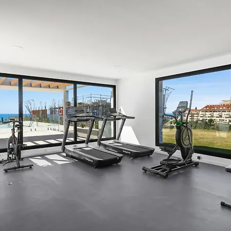 公寓 Penthouse Diamond - Private Pool, Terrace, Sea View, Gym & Bbq