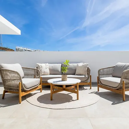 公寓 Penthouse Diamond - Private Pool, Terrace, Sea View, Gym & Bbq