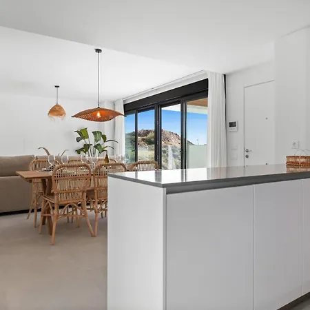 Apartamento Penthouse Diamond - Private Pool, Terrace, Sea View, Gym & Bbq *