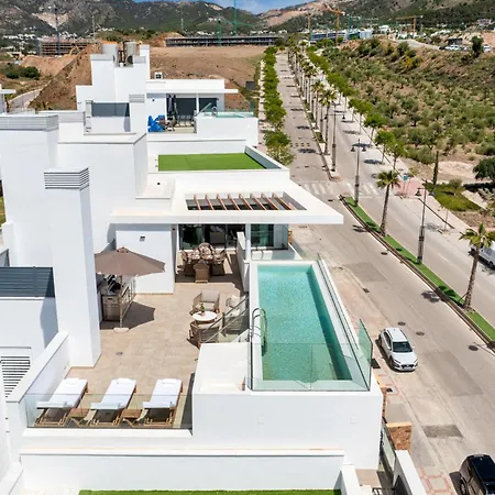 Apartamento Penthouse Diamond - Private Pool, Terrace, Sea View, Gym & Bbq Fuengirola